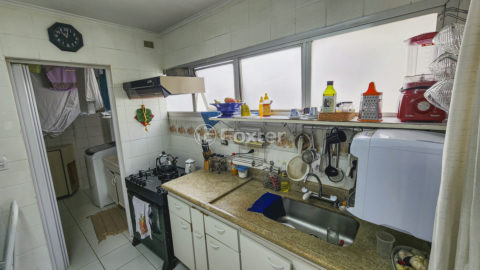Image 20 - 1018153
