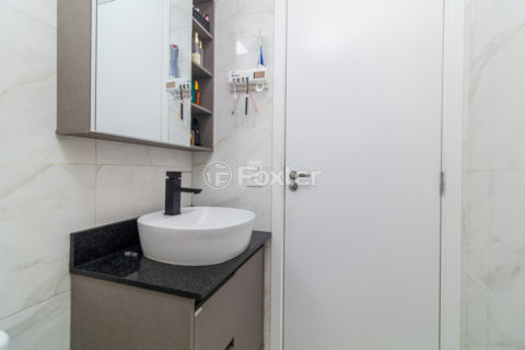 Image 16 - 1018177