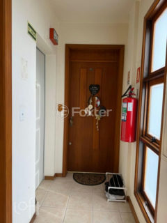 Image 6 - 1018178