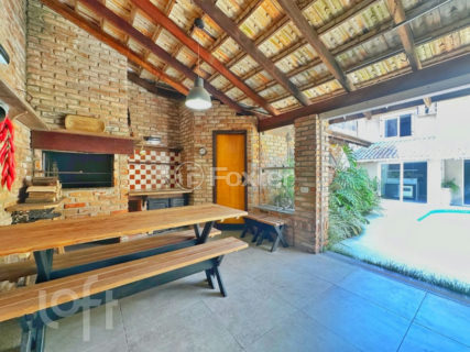Image 51 - 1018193