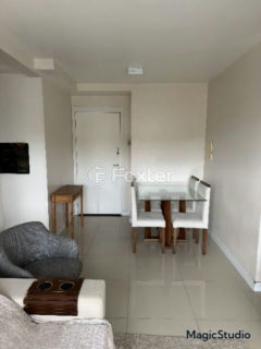 Image 2 - 1018202