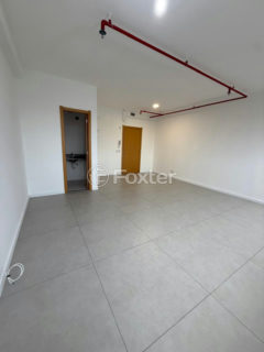 Image 4 - 1018278