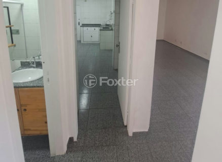 Image 1 - 1018304