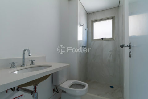 Image 30 - 1018318