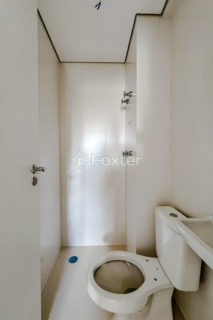Image 38 - 1018318