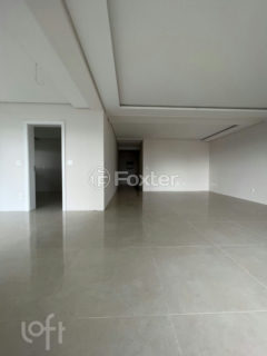 Image 9 - 1018341