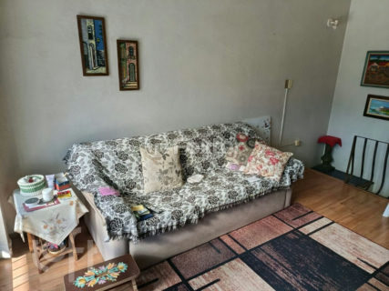 Image 21 - 1018342