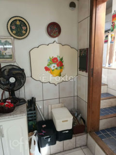 Image 2 - 1018342