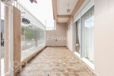 Image 27 - 1018387