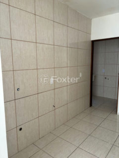 Image 2 - 1018400