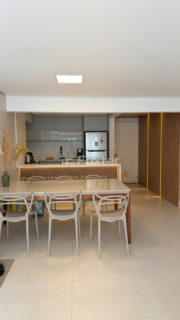 Image 4 - 1018471