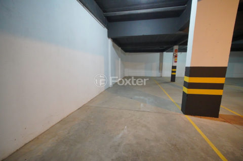 Image 16 - 1018484