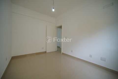 Image 7 - 1018484