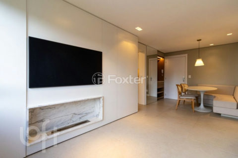 Image 3 - 1018501