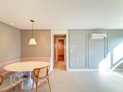 Image 7 - 1018501