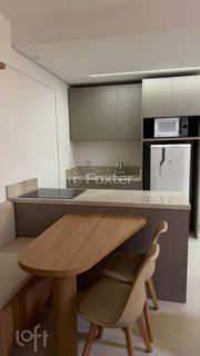 Image 1 - 1018502