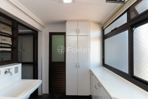 Image 22 - 1018540