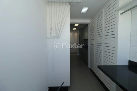 Image 9 - 1018548