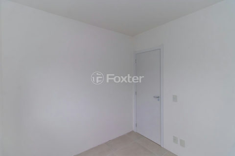 Image 20 - 1018553