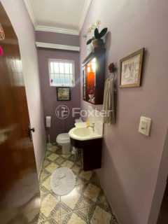 Image 8 - 1018560