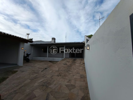 Image 3 - 1018572