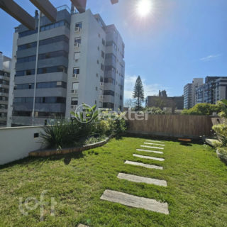 Image 15 - 1018618