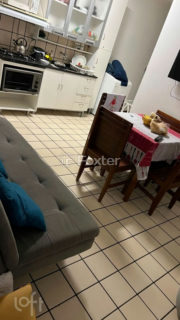 Image 8 - 1018619