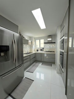 Image 10 - 1018638