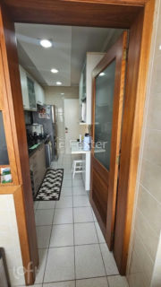 Image 26 - 1018666