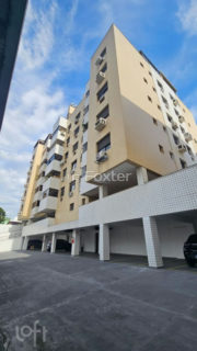 Image 34 - 1018666