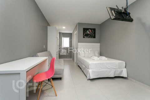 Image 13 - 1018712