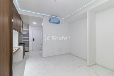 Image 1 - 1018716