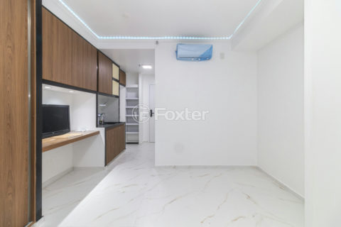 Image 2 - 1018716