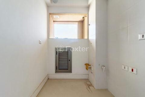 Image 31 - 1018739