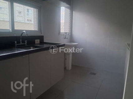 Image 3 - 1018744