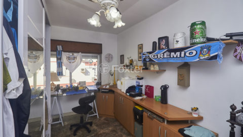 Image 10 - 1018748