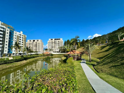 Image 15 - 1018756