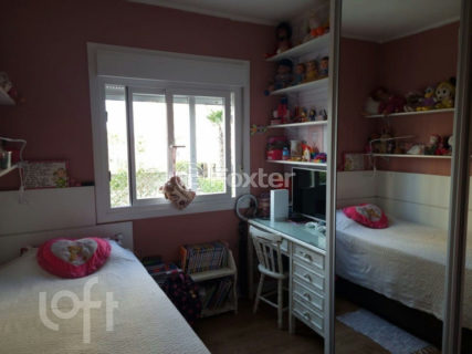 Image 19 - 1018782