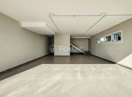 Image 17 - 1018834