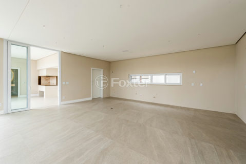 Image 27 - 1018834