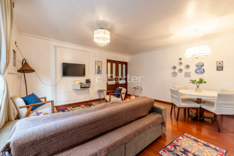 Image 6 - 1018840