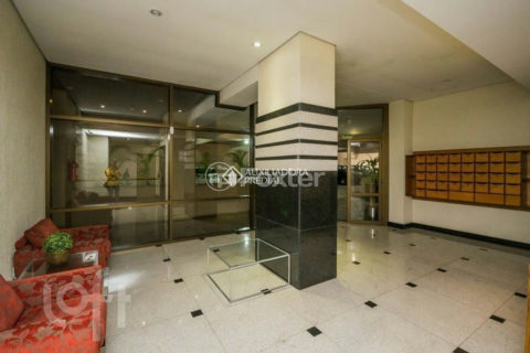 Image 42 - 1018841