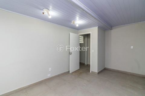 Image 12 - 1018855