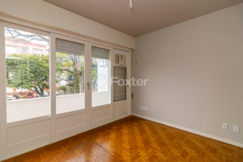 Image 11 - 1018855