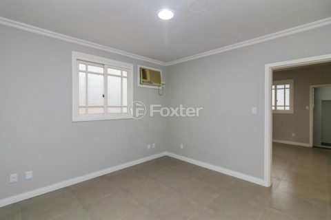 Image 35 - 1018855