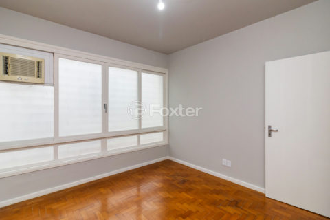 Image 37 - 1018855