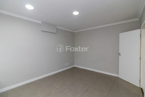 Image 18 - 1018855