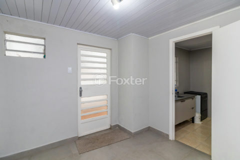 Image 14 - 1018855