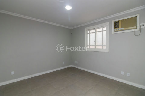 Image 16 - 1018855