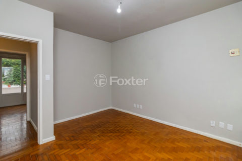 Image 32 - 1018855
